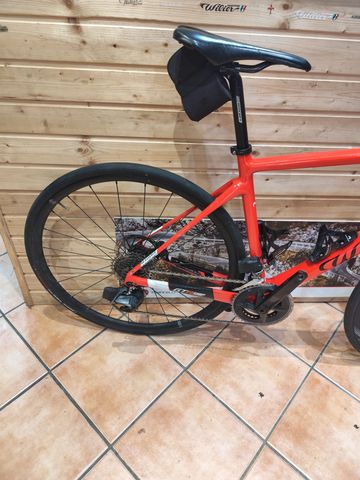 Brugt Wilier Gtr Team Disc Sram Rival 2023 2022 Road & Gravel — billede 2 af 14