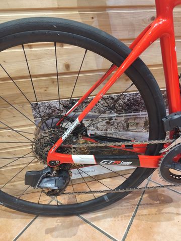 Brugt Wilier Gtr Team Disc Sram Rival 2023 2022 Road & Gravel — billede 5 af 14
