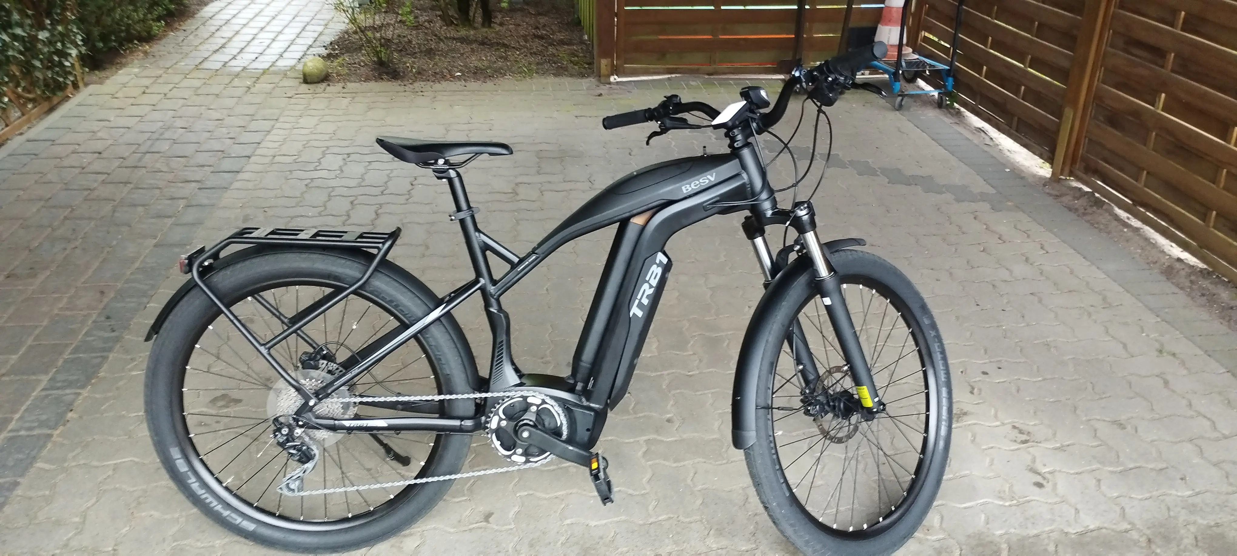 BESV TRB1 Urban used in L buycycle