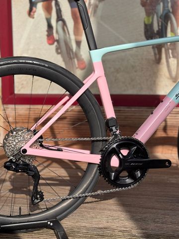 Scott Addict RC 10 2025 Road & Gravel usato, Grigio chiaro — immagine 5 di 6