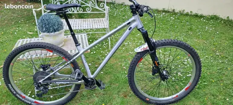 Commencal Am 2021