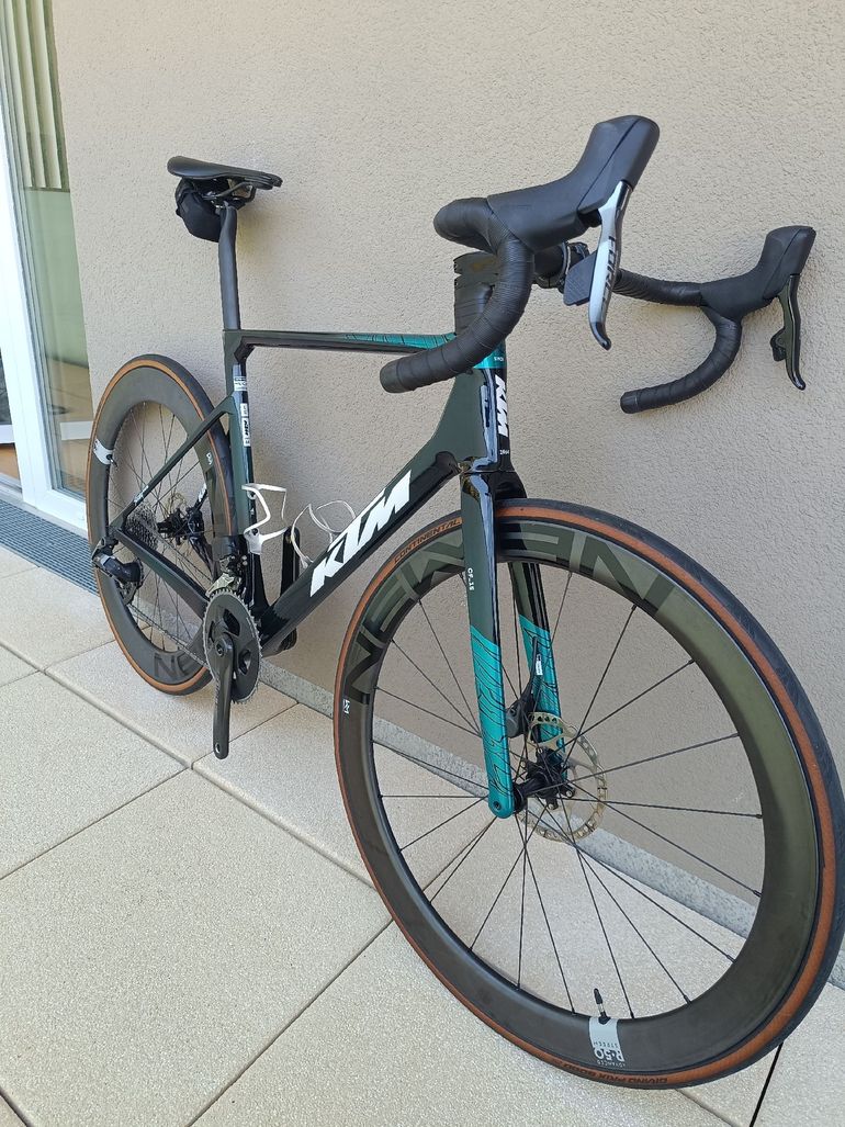 KTM Revelator SRAM Force eTap AXS 2023