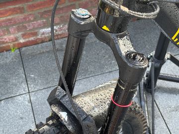 Tweedehands Canyon Torque 27.5 AL 5 2022 2022 Mountainbike — afbeelding 4 van 10