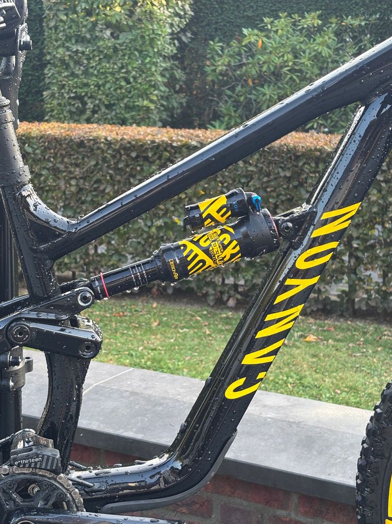 Canyon Torque 27.5 AL 5 2022 2022 Mountainbike usato, Nero — immagine 8 di 10