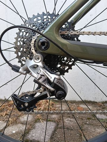 Käytetty Scott Solace SRAM Rival 2024 Road & Gravel — kuva 6 / 6
