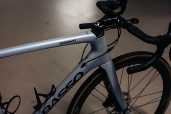 Used Basso Diamante SV Campagnolo Chorus 12s Disc 2023 2023 Road & Gravel, Hellgrau — image 5 of 8