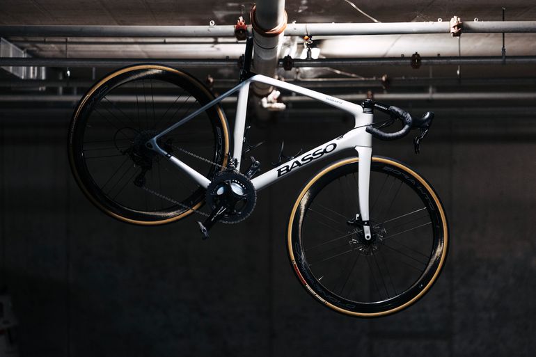 Used Basso Diamante SV Campagnolo Chorus 12s Disc 2023 2023 Road & Gravel, Hellgrau — image 8 of 8