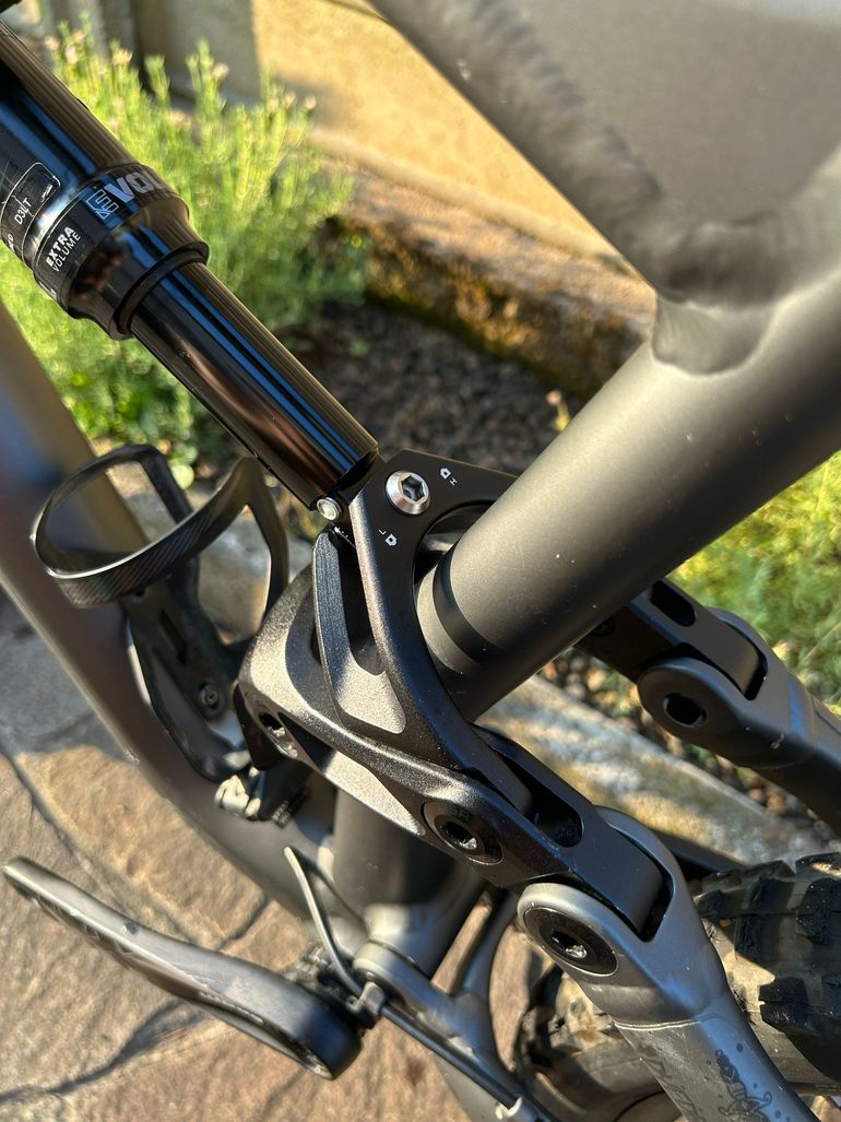 Used Specialized Status 160 2021 2021 Mountainbike, Light Gray, 29, 27.5 — image 14 of 16