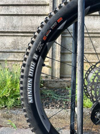 Used Specialized Status 160 2021 2021 Mountainbike, Light Gray, 29, 27.5 — image 11 of 16
