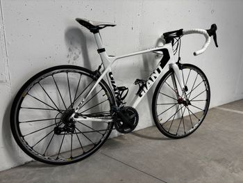 Used Giant TCR Advanced SL 2 2016 2016 Route & Gravel