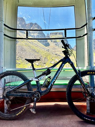 Orbea RALLON M20 2023 2023 Mountainbike usato, Verde — immagine 2 di 11
