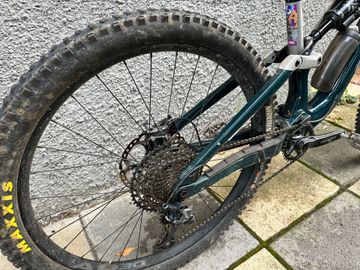 Orbea RALLON M20 2023 2023 Mountainbike usato, Verde — immagine 5 di 11