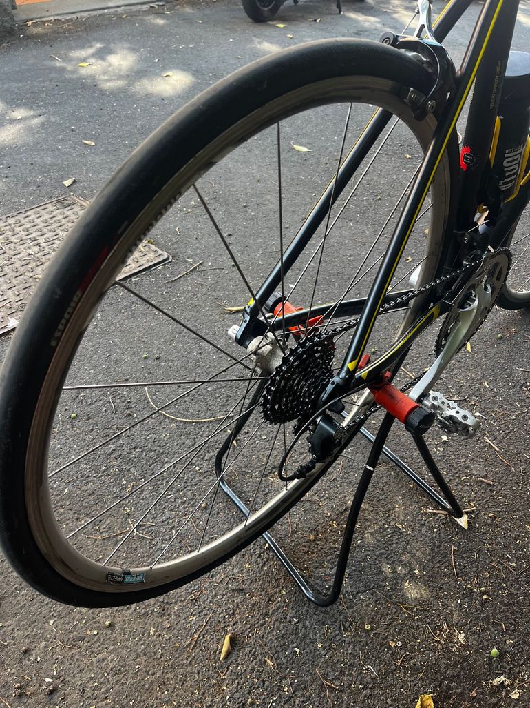 Used Merida Scultura Shimano Sora 2015 Road & Gravel, Black — image 8 of 19