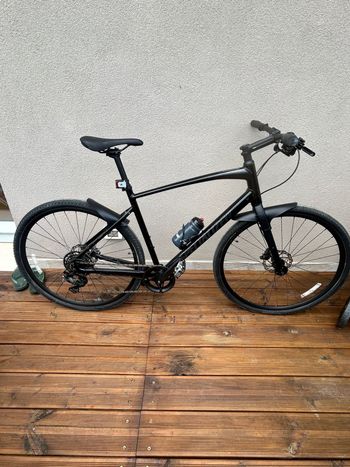 Gebrauchtes Specialized Sirrus X 2020 Mountainbike, Schwarz — Bild 1 von 14