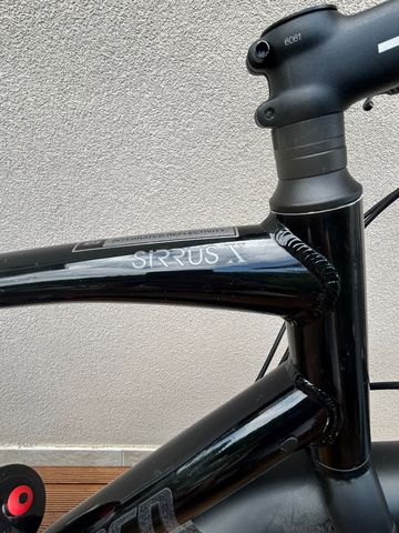Specialized Sirrus X 2020 Mountainbike d'occasion — image 10 sur 14