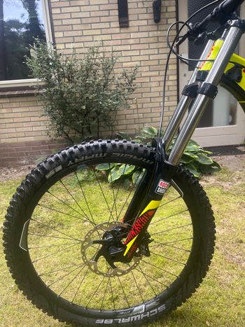 Used Giant Glory 27.5 2 2016 2016 Mountainbike, Black, 27.5 — image 8 of 13