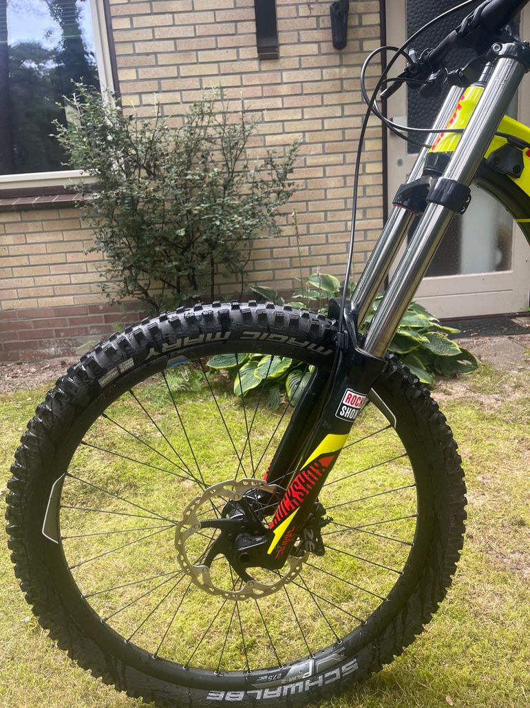 Used Giant Glory 27.5 2 2016 2016 Mountainbike, Black, 27.5 — image 8 of 13
