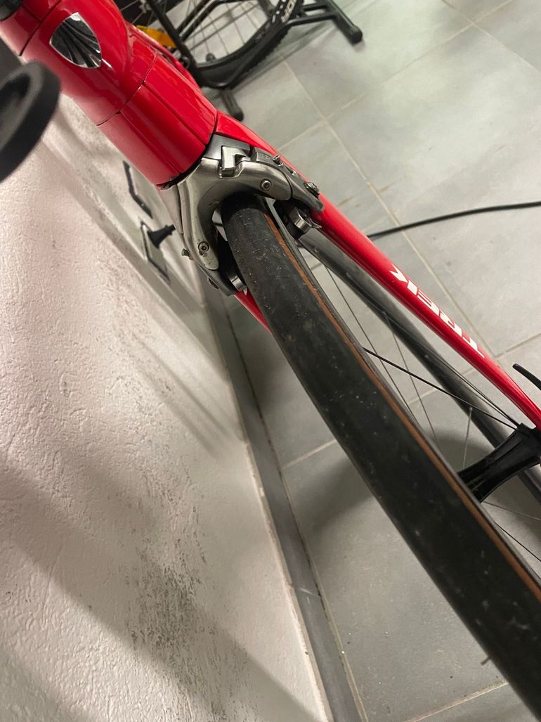 Used Trek Madone Race Shop Limited 2017 2017 Road & Gravel, Red — image 5 of 9