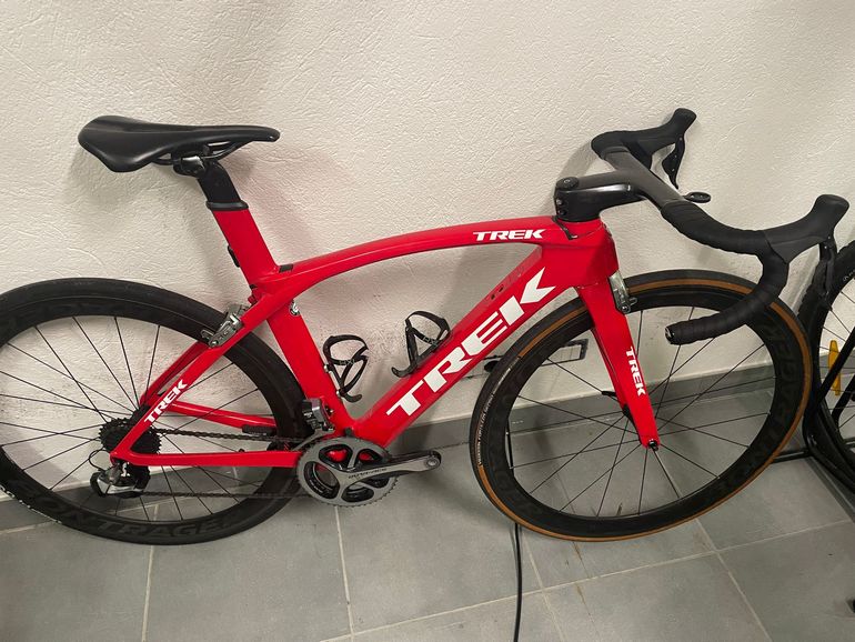 Used Trek Madone Race Shop Limited 2017 2017 Road & Gravel, Red — image 4 of 9