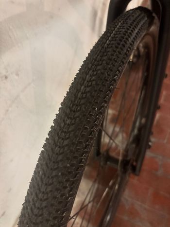 Used Cannondale Topstone 4 2024 2024 Road & Gravel, Black — image 7 of 8