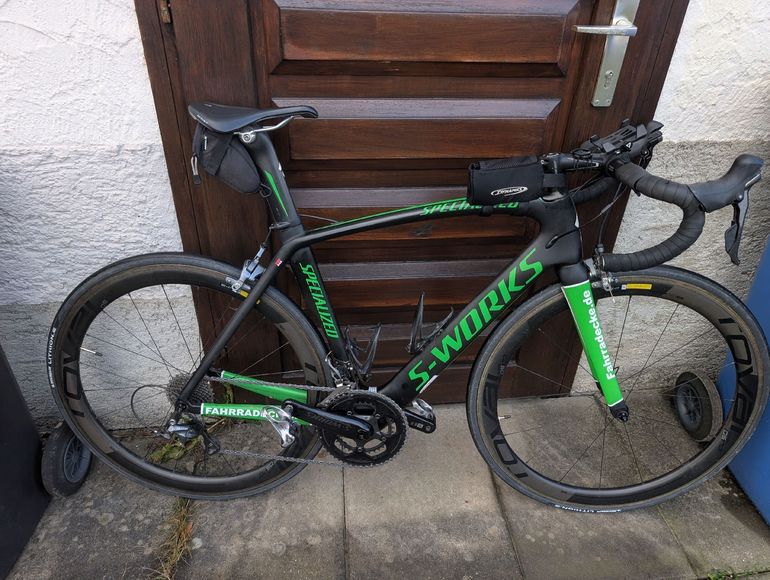 Used Specialized Tarmac Shimano Ultegra 2018 Road & Gravel, Black — image 1 of 12