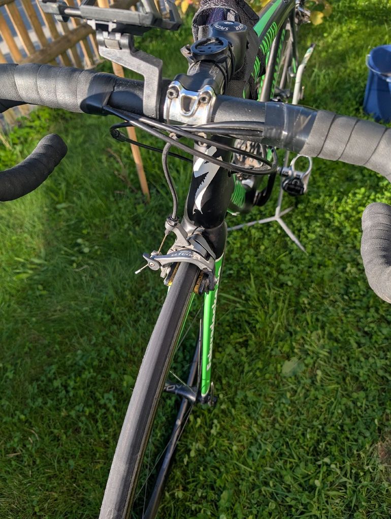 Used Specialized Tarmac Shimano Ultegra 2018 Road & Gravel, Black — image 3 of 12
