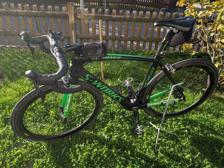Used Specialized Tarmac Shimano Ultegra 2018 Road & Gravel, Black — image 5 of 12