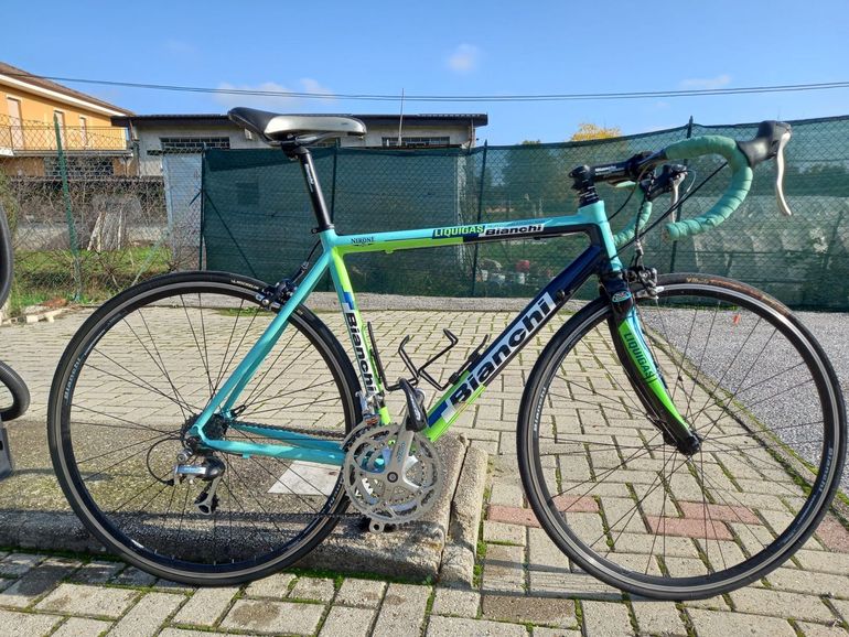 f7f4e65c-3ee2-4410-beec-