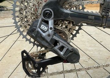Used Giant Reign Advanced 1 2024 2024 Mountainbike, Purple, 29 — image 4 of 5