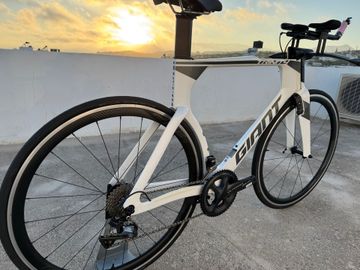 Used Giant Trinity Advanced Pro 2 2020 2020 Road & Gravel, White — image 3 of 17