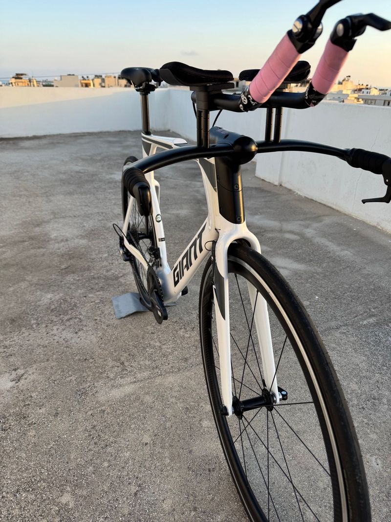 Used Giant Trinity Advanced Pro 2 2020 2020 Road & Gravel, White — image 4 of 17