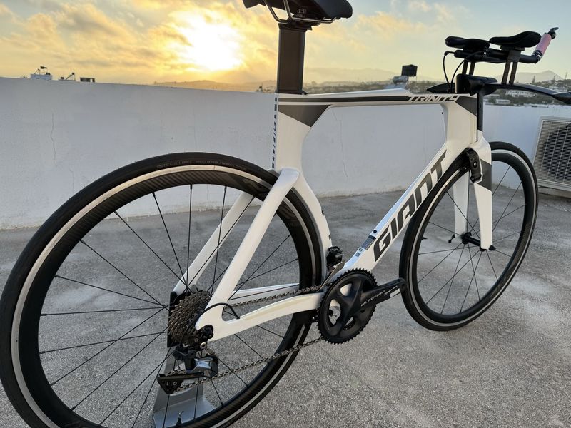 Used Giant Trinity Advanced Pro 2 2020 2020 Road & Gravel, White — image 13 of 17
