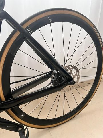 Używany Bianchi Aria Shimano 105 2022 Road & Gravel — zdjęcie 4 z 6