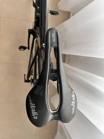 Używany Bianchi Aria Shimano 105 2022 Road & Gravel — zdjęcie 6 z 6