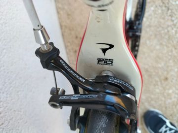 Used Pinarello F10 2019 Road & Gravel, Red — image 5 of 9