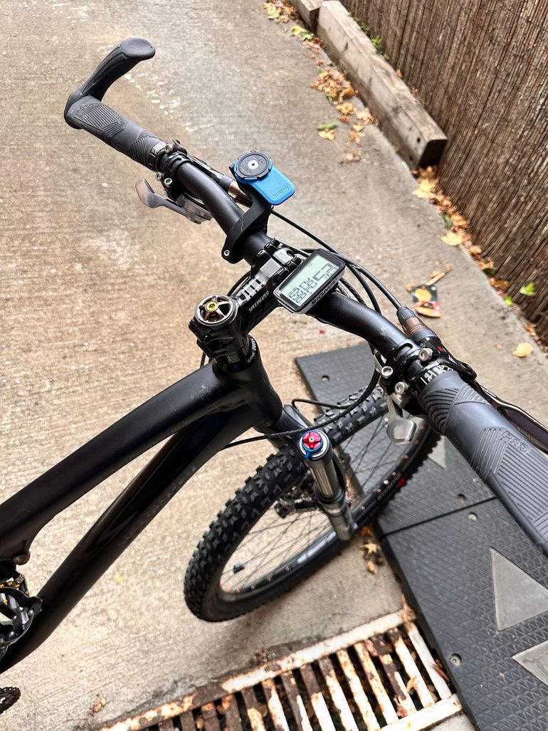 Used Specialized Stumpjumper FSR Expert 2010 2010 Mountainbike, Black, 26 — image 8 of 13