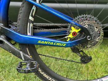 Used Santa Cruz BLUR XX1 AXS RSV / Carbon CC 2024 2024 Mountainbike — image 8 of 19