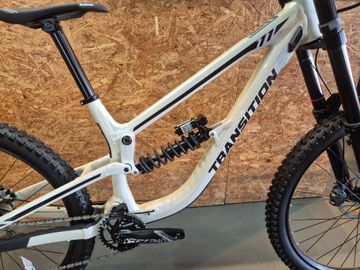 Used Transition Tr11 2025 Mountainbike, White — image 2 of 5