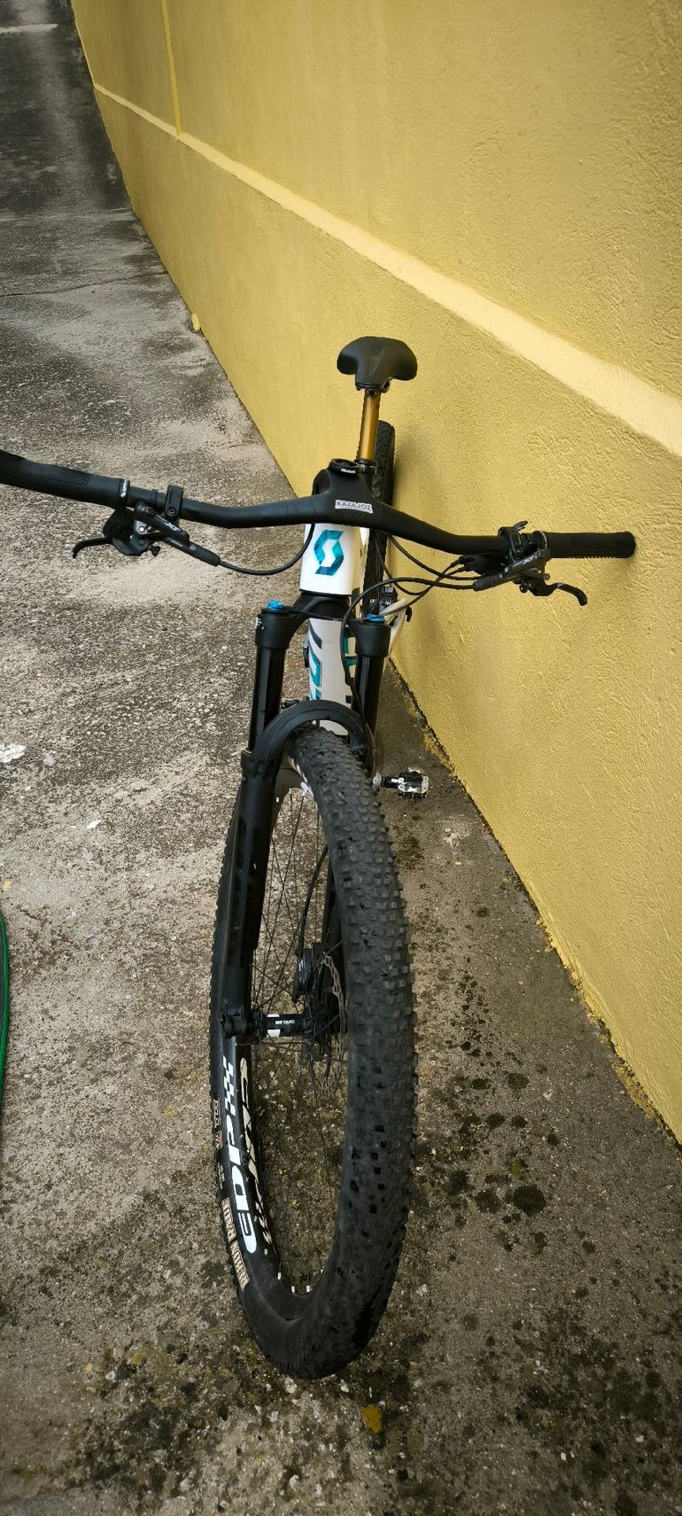 Used Scott Spark SRAM GX Eagle AXS (T-Type) 2024 Mountainbike, White — image 10 of 10