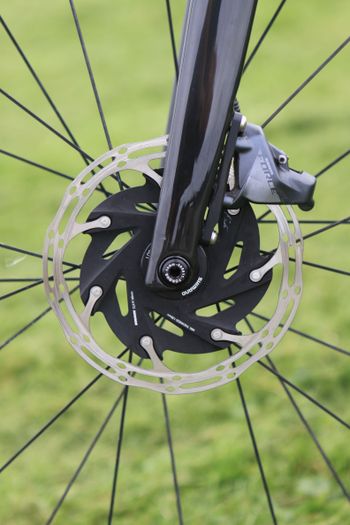 Used Trek Émonda SL 7 Disc eTap 2021 2021 Road & Gravel, Black — image 10 of 20