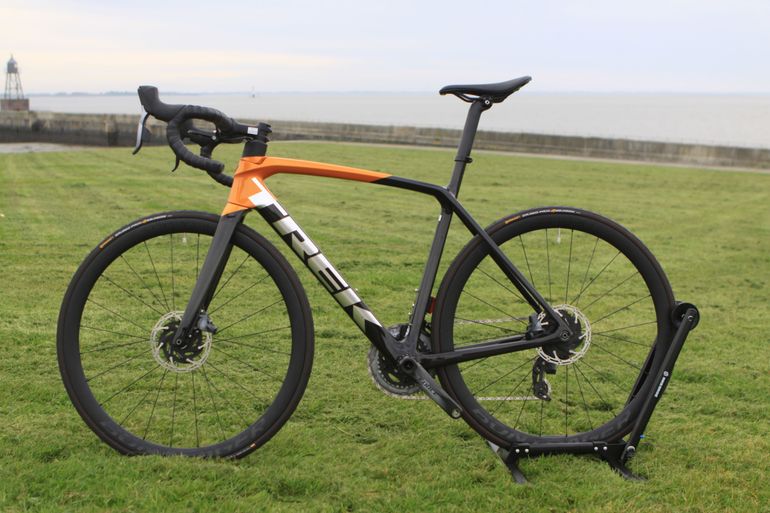 Used Trek Émonda SL 7 Disc eTap 2021 2021 Road & Gravel, Black — image 2 of 20