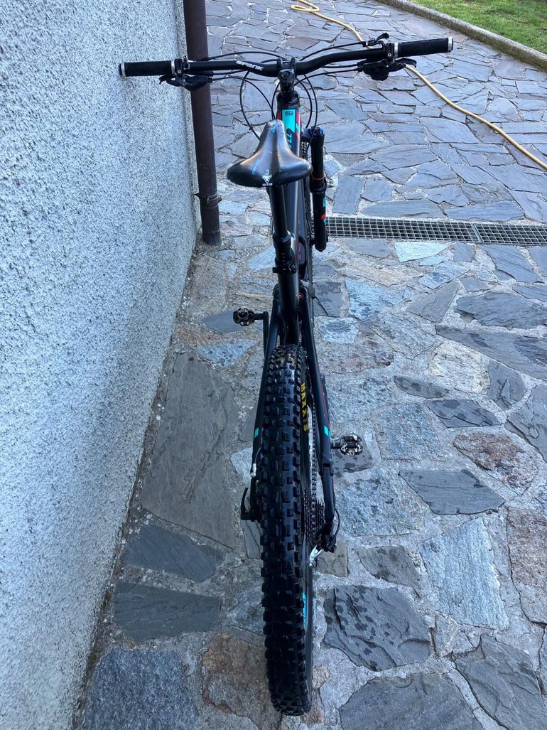 Used Cannondale Jekyll 2016 2016 Mountainbike, Black — image 3 of 6