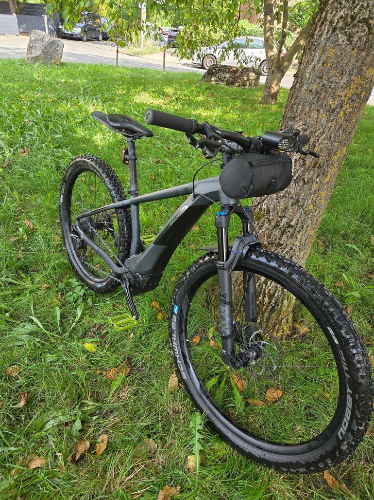 Bicycle Cube Reaction Hybrid Slt 2019 Cube Reaction Hybrid Eagle