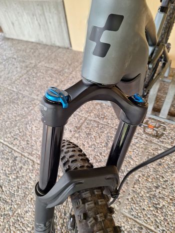 Used CUBE Cube Stereo Hybrid 140 HPC SL 750 29 2022 Mountainbike, Light Gray — image 5 of 8