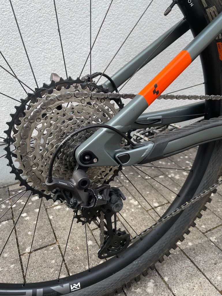 Used CUBE STEREO 170 TM 29 2021 2021 Mountainbike, Light Gray, 29 — image 6 of 12