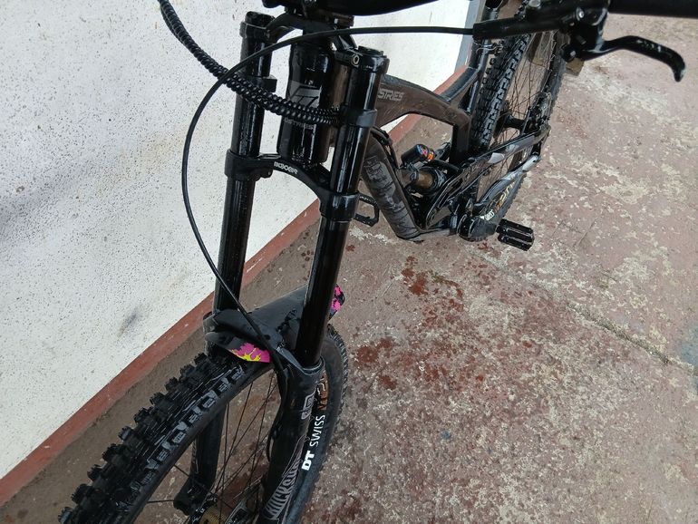Used YT Industries Tues Sram Eagle Transmission X0 2018 Mountainbike, Schwarz — image 4 of 4