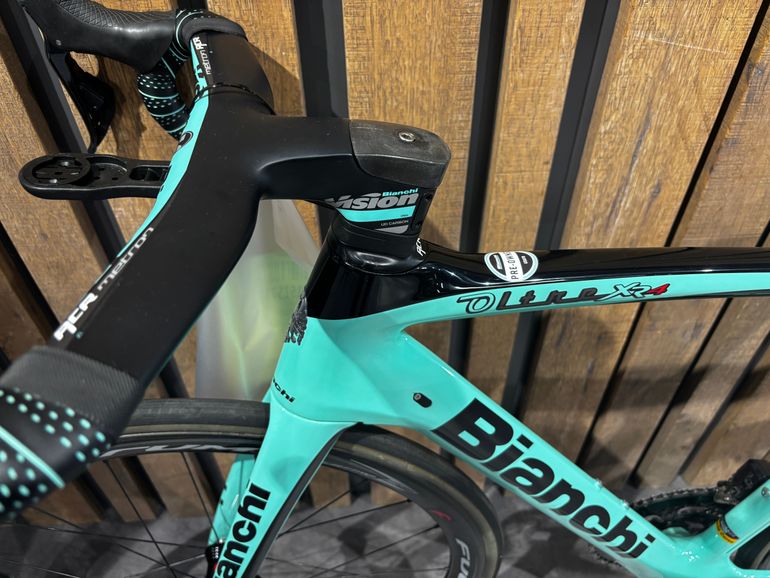 Used Bianchi Oltre XR4 Dura Ace Di2 2020 2020 Road & Gravel, Green — image 12 of 15