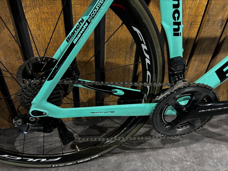 Used Bianchi Oltre XR4 Dura Ace Di2 2020 2020 Road & Gravel, Green — image 4 of 15