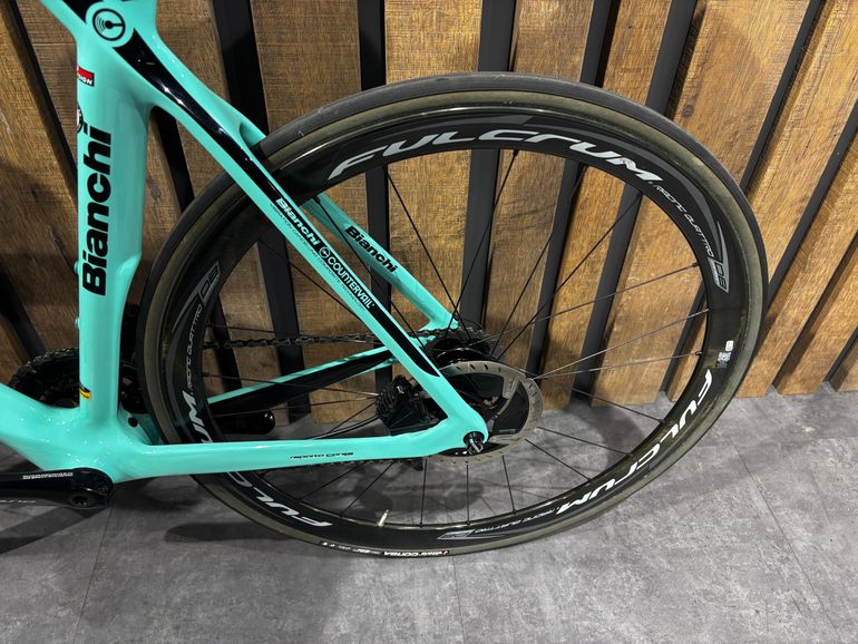 Used Bianchi Oltre XR4 Dura Ace Di2 2020 2020 Road & Gravel, Green — image 10 of 15