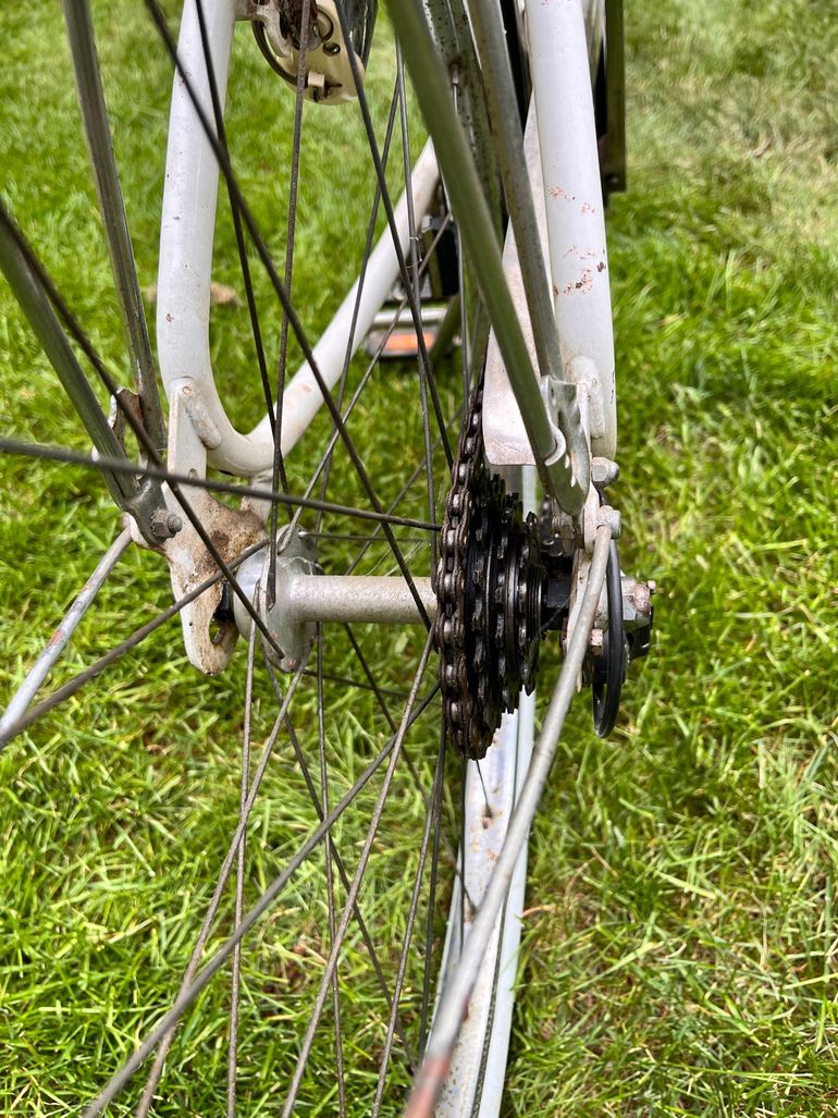 Used Peugeot PNSA 40 1972 Road & Gravel, White — image 6 of 8